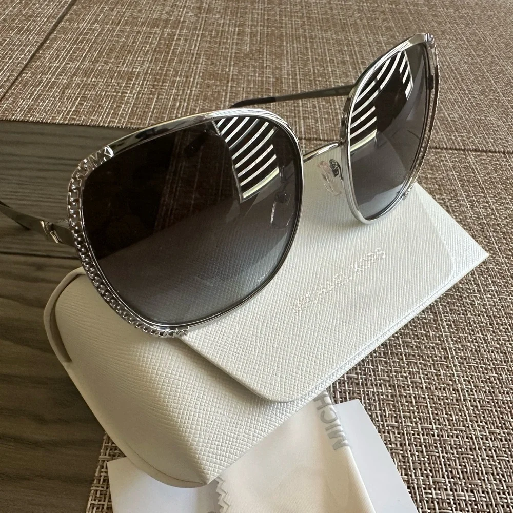 Michael Kors elegant black